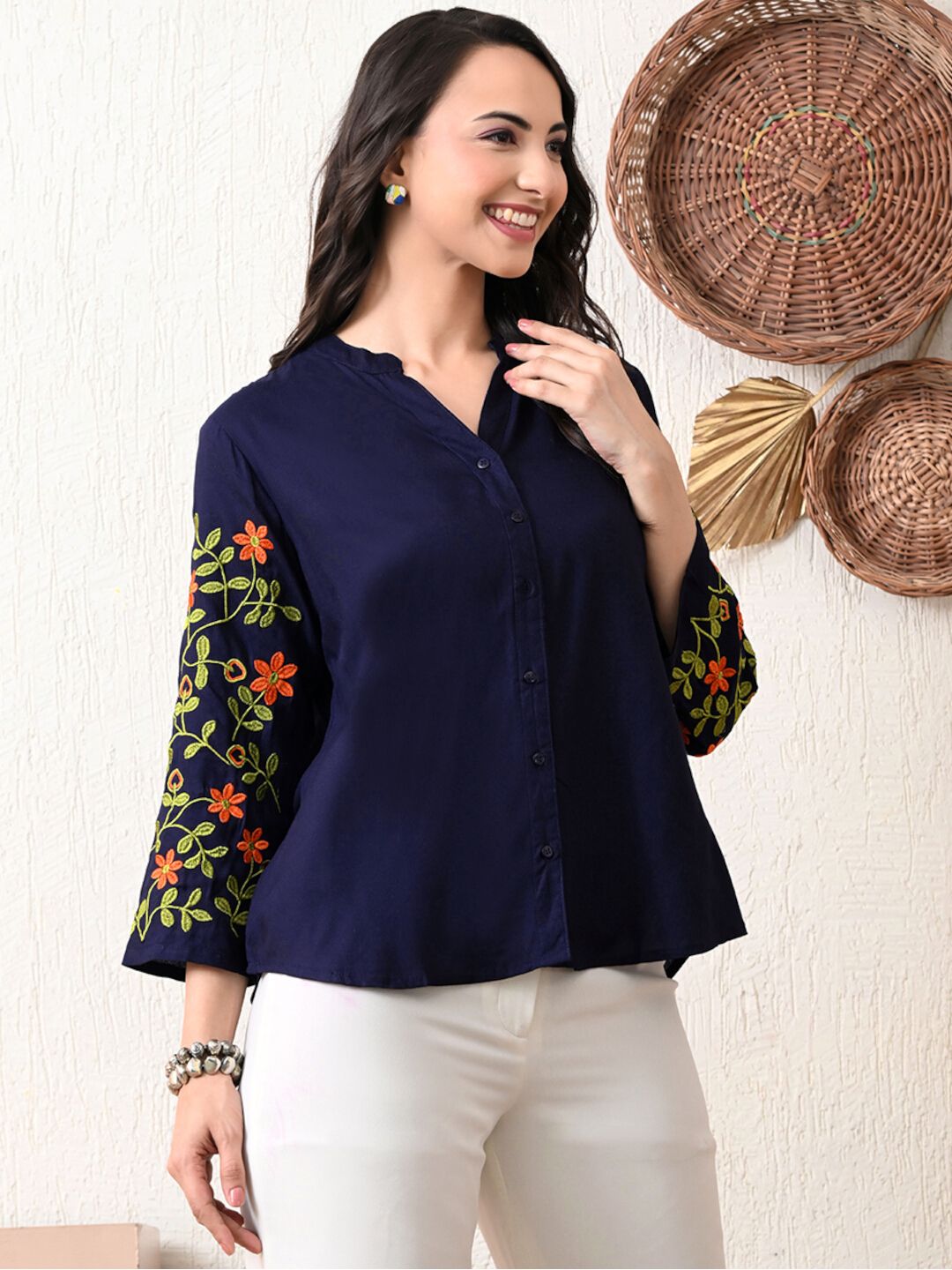 Women's Tunic with Mandarin Collar and Floral Embroidery