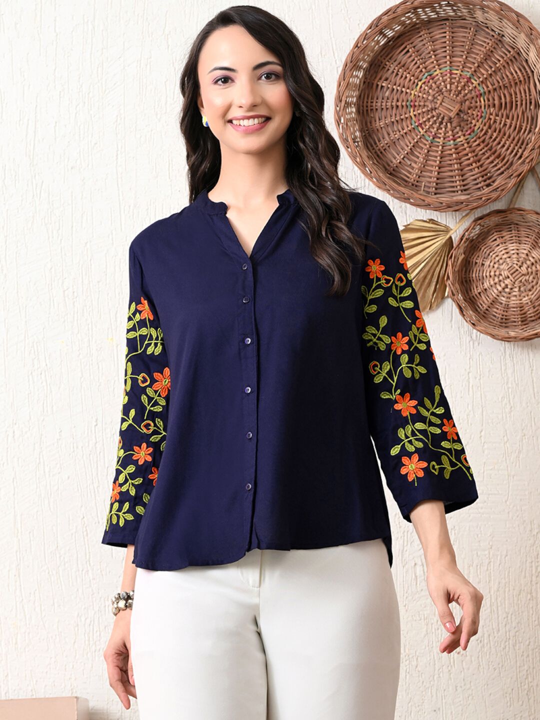 Women's Tunic with Mandarin Collar and Floral Embroidery