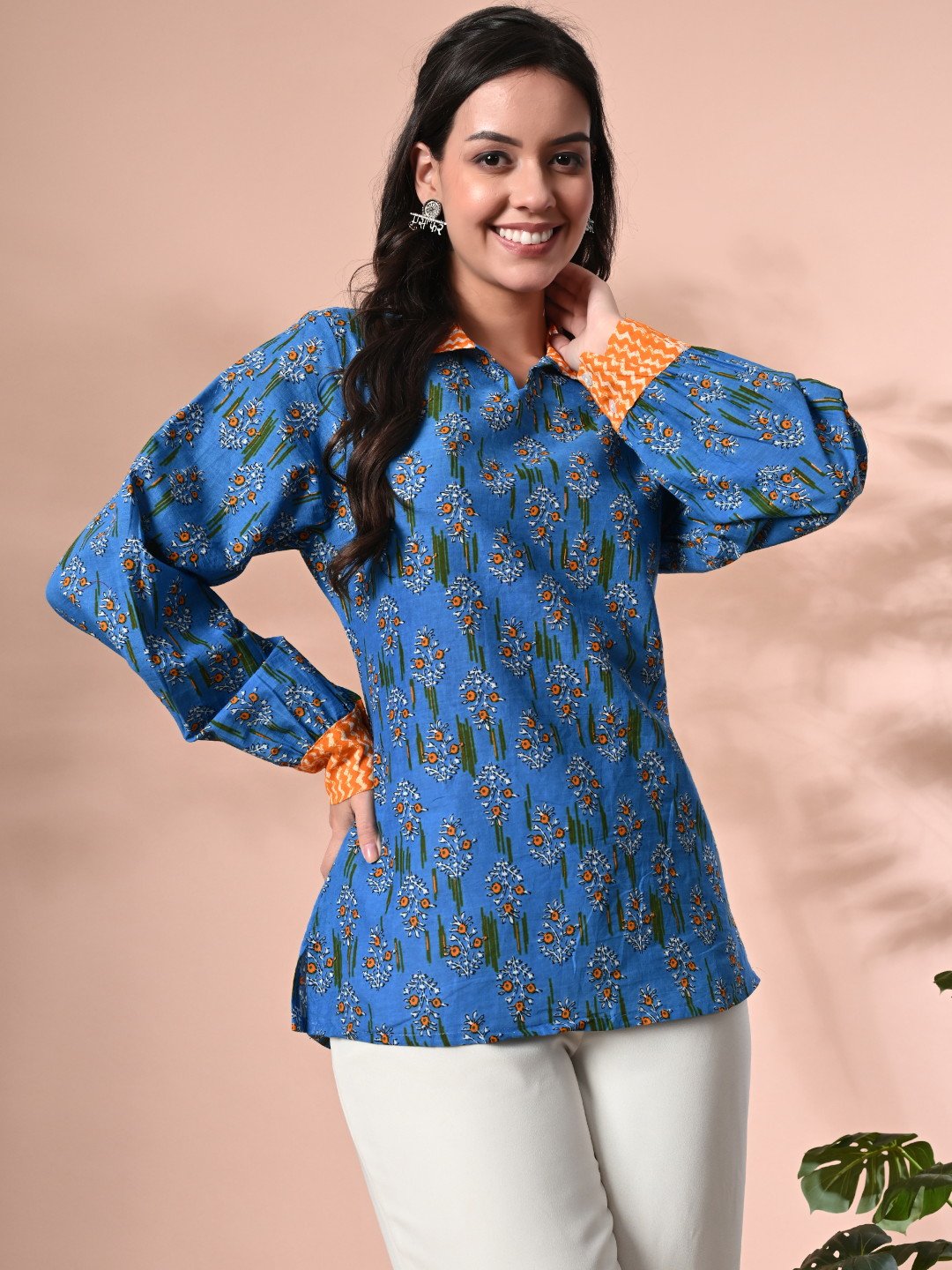 Women's Sky Blue Tunic with Motif Print & Balloon Sleeves