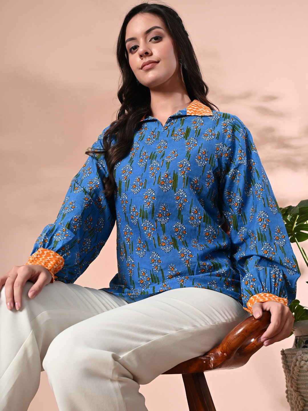 Women's Sky Blue Tunic with Motif Print & Balloon Sleeves