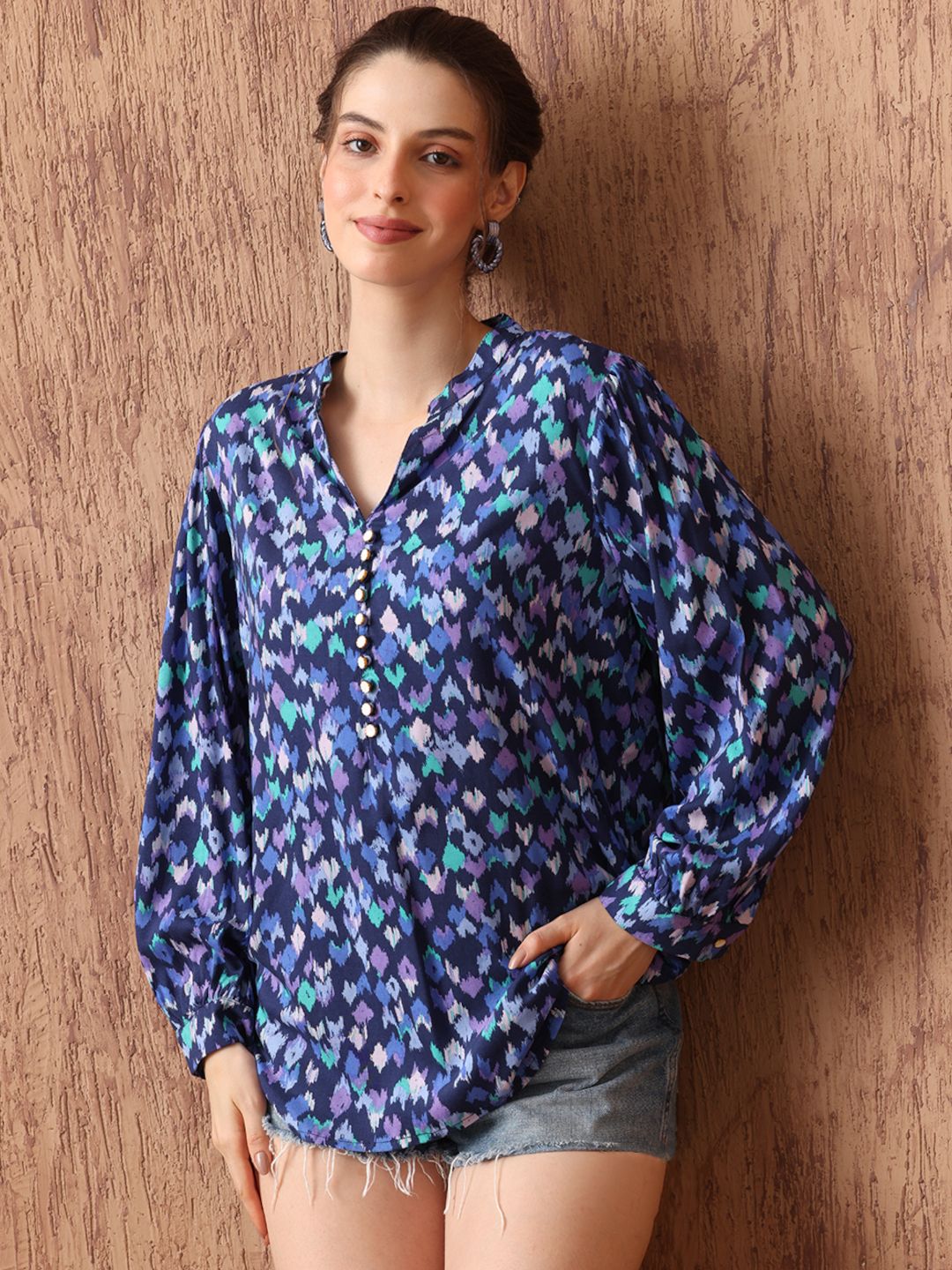 Women's Ikat Print Tunic with Mandarin Collar
