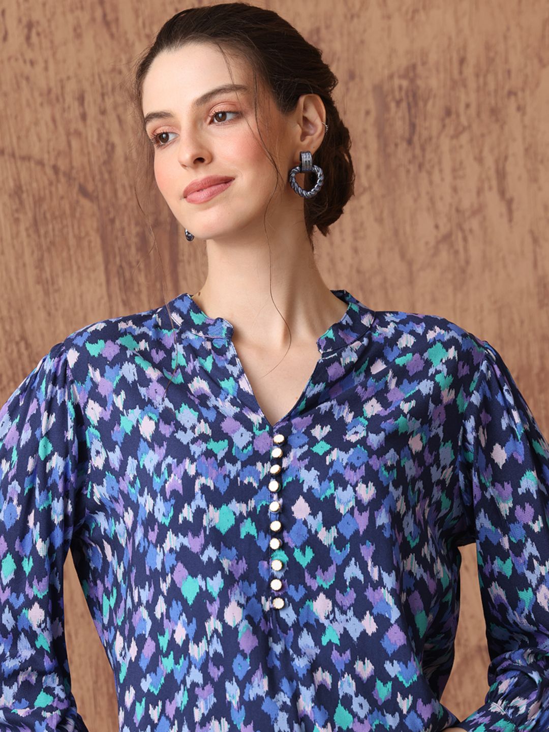 Women's Ikat Print Tunic with Mandarin Collar